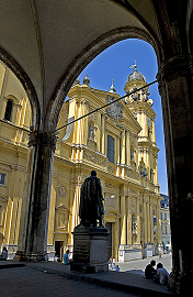 München, Theatinerkirche