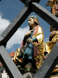 Nürnberg schöner Brunnen